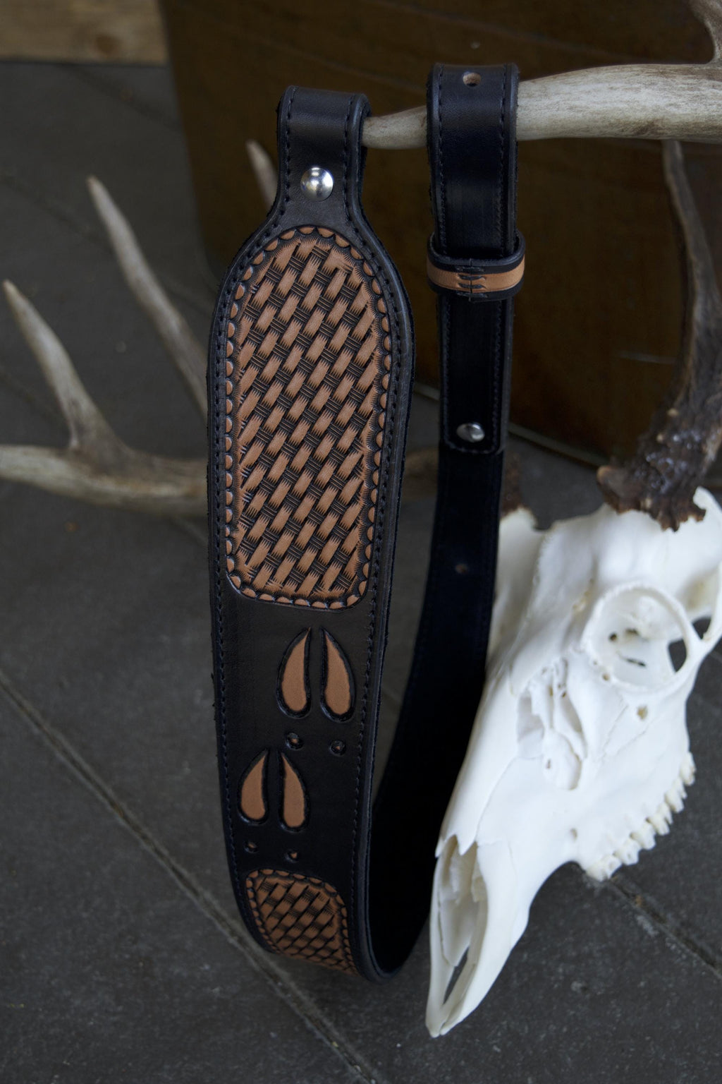 Deer Track Gun Sling, Black