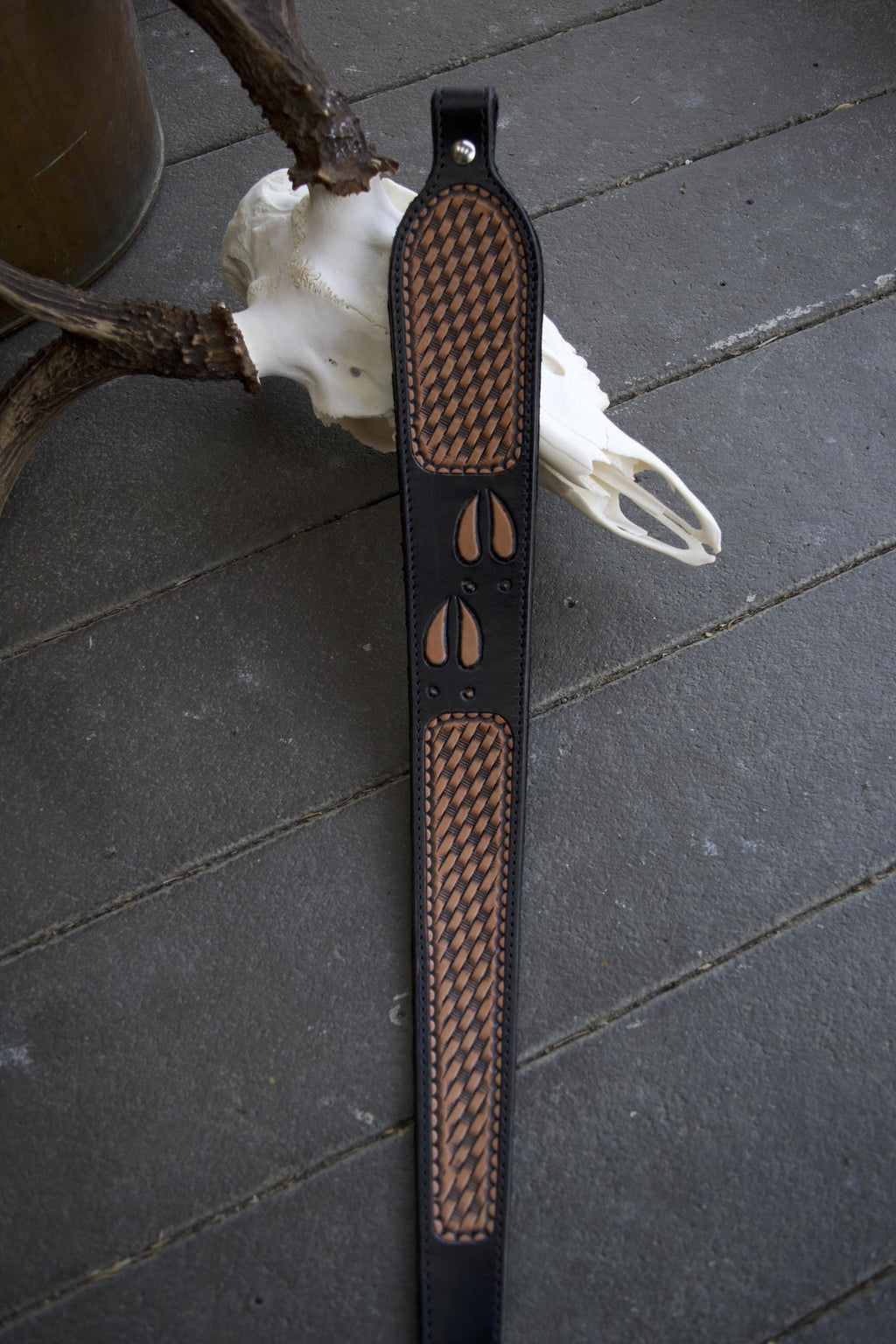 Deer Track Gun Sling, Black