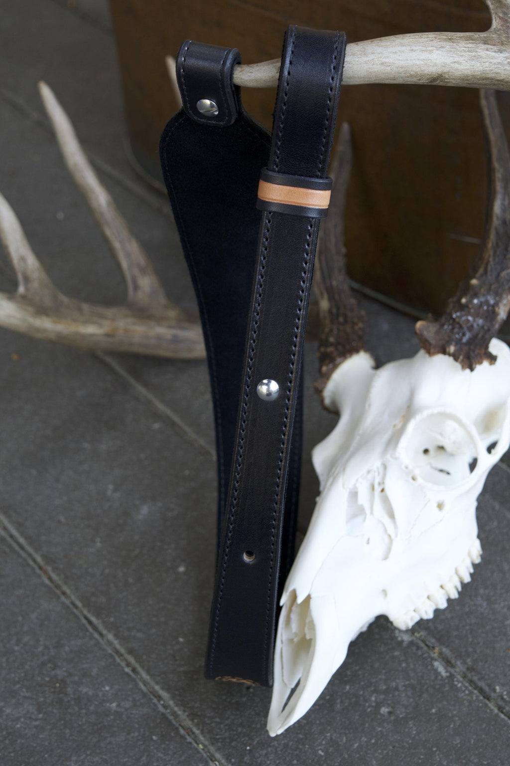 Bear Track Gun Silng, Black