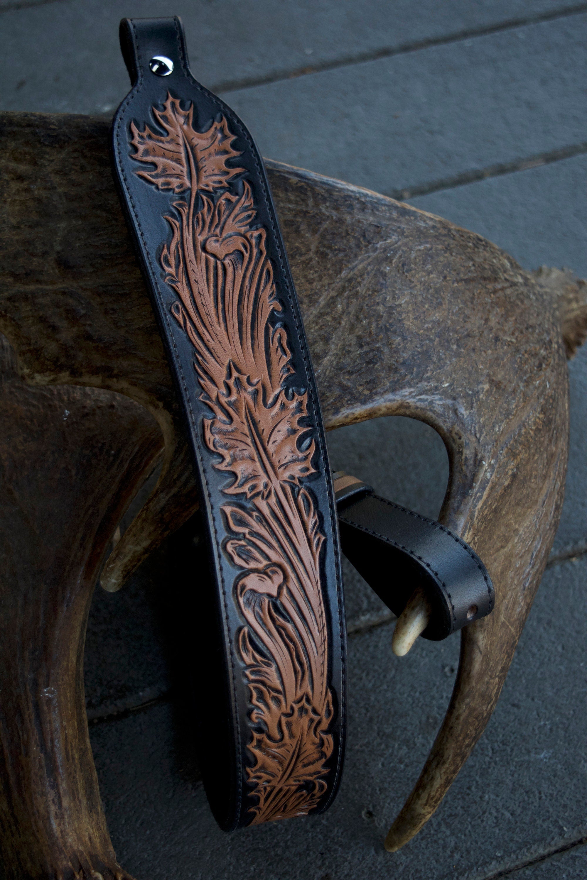 Maple Leaf Gun Sling, Black