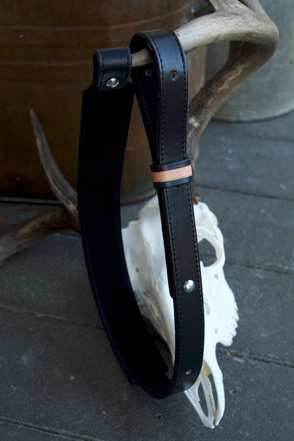 Feather Gun Sling, Black