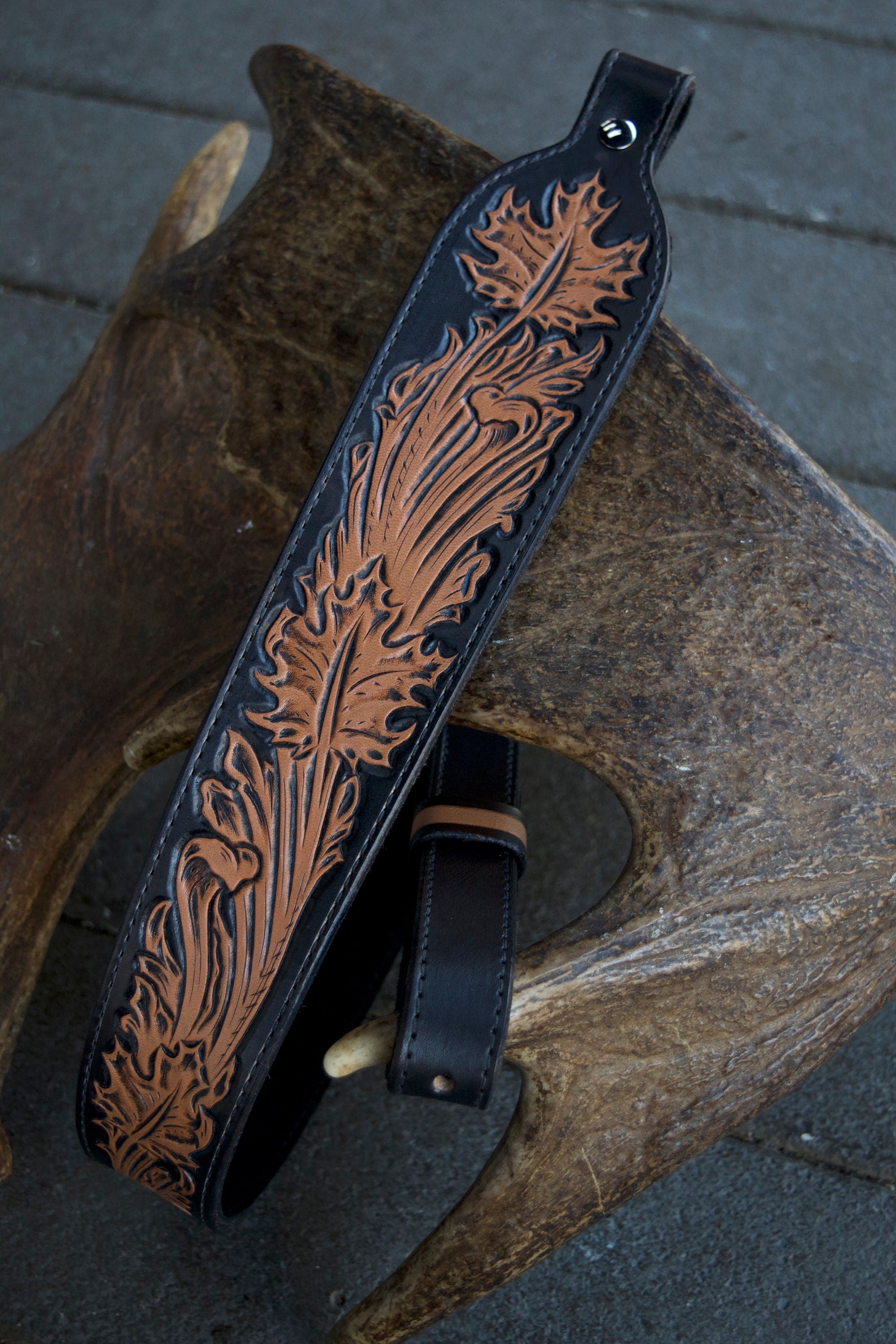 Maple Leaf Gun Sling, Black