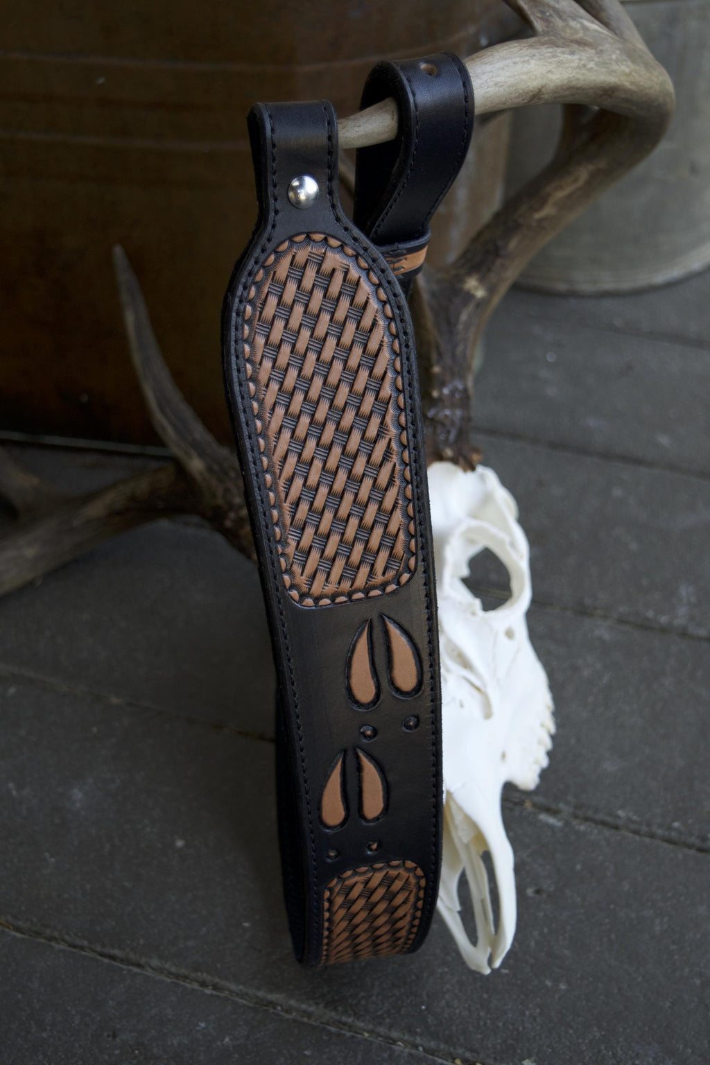 Deer Track Gun Sling, Black